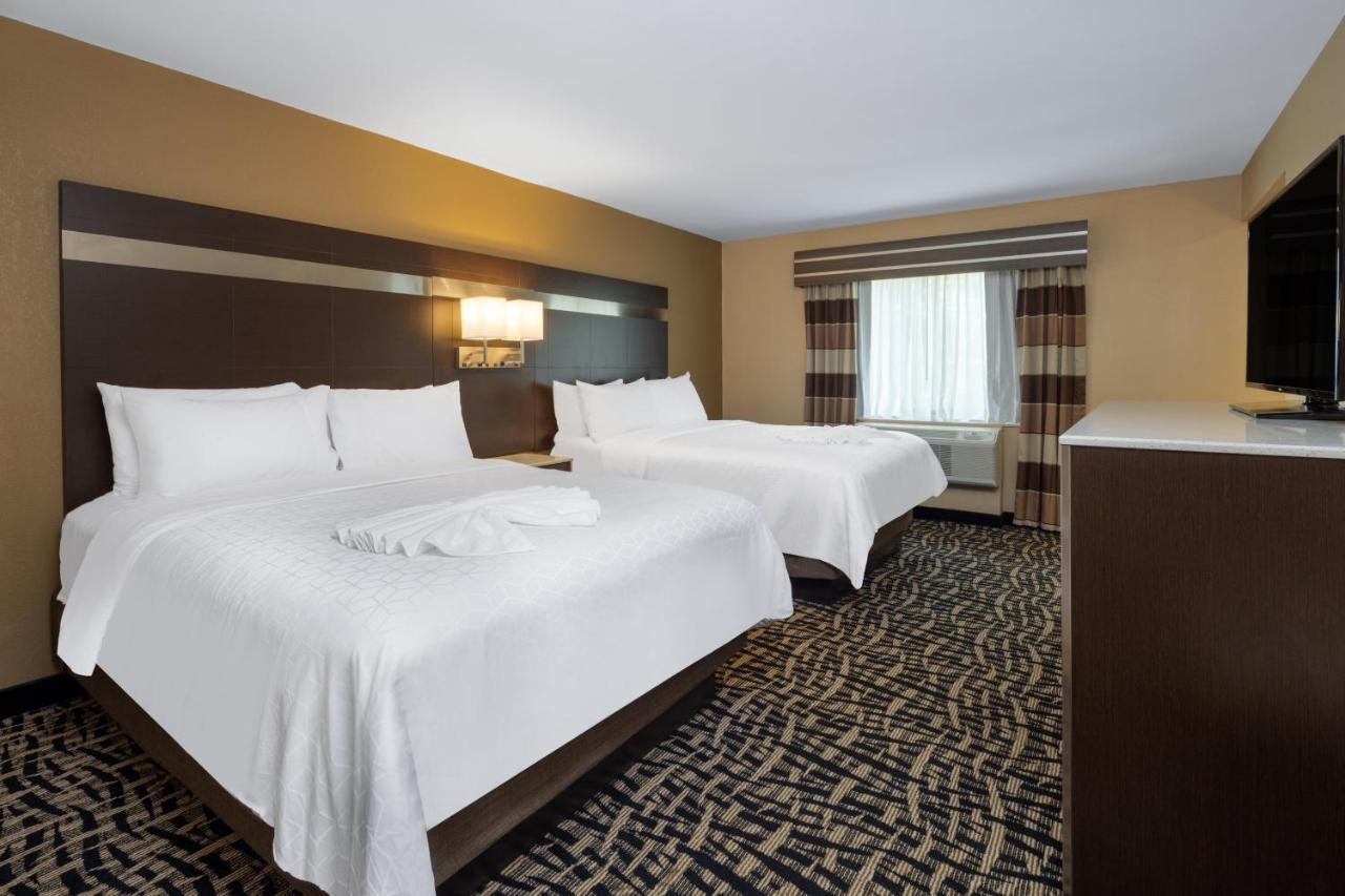 Holiday Inn Poughkeepsie By Ihg Exterior foto